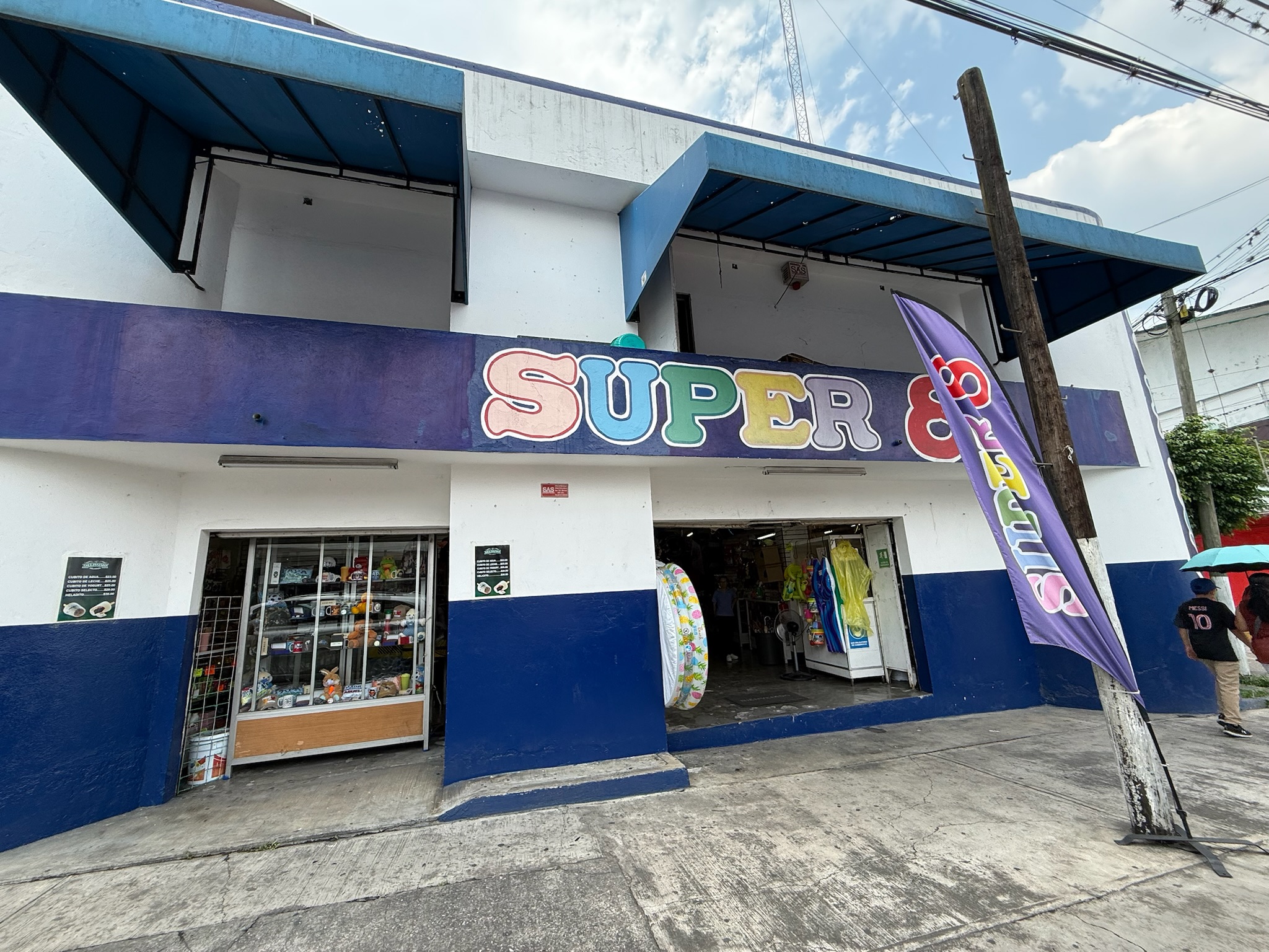 Sucursal San Dimas Super 8